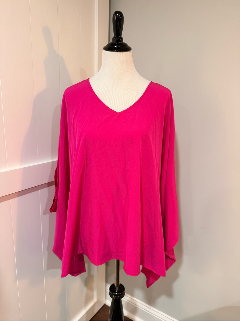 Cupshe Bright Fuchsia V-Neck Flowing Blouse